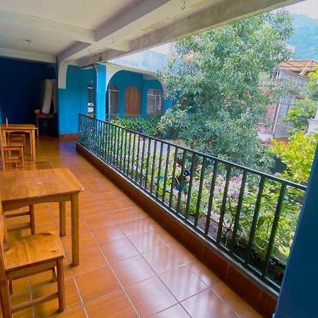 Hotel Posada Don Carlos Panajachel Dış mekan fotoğraf